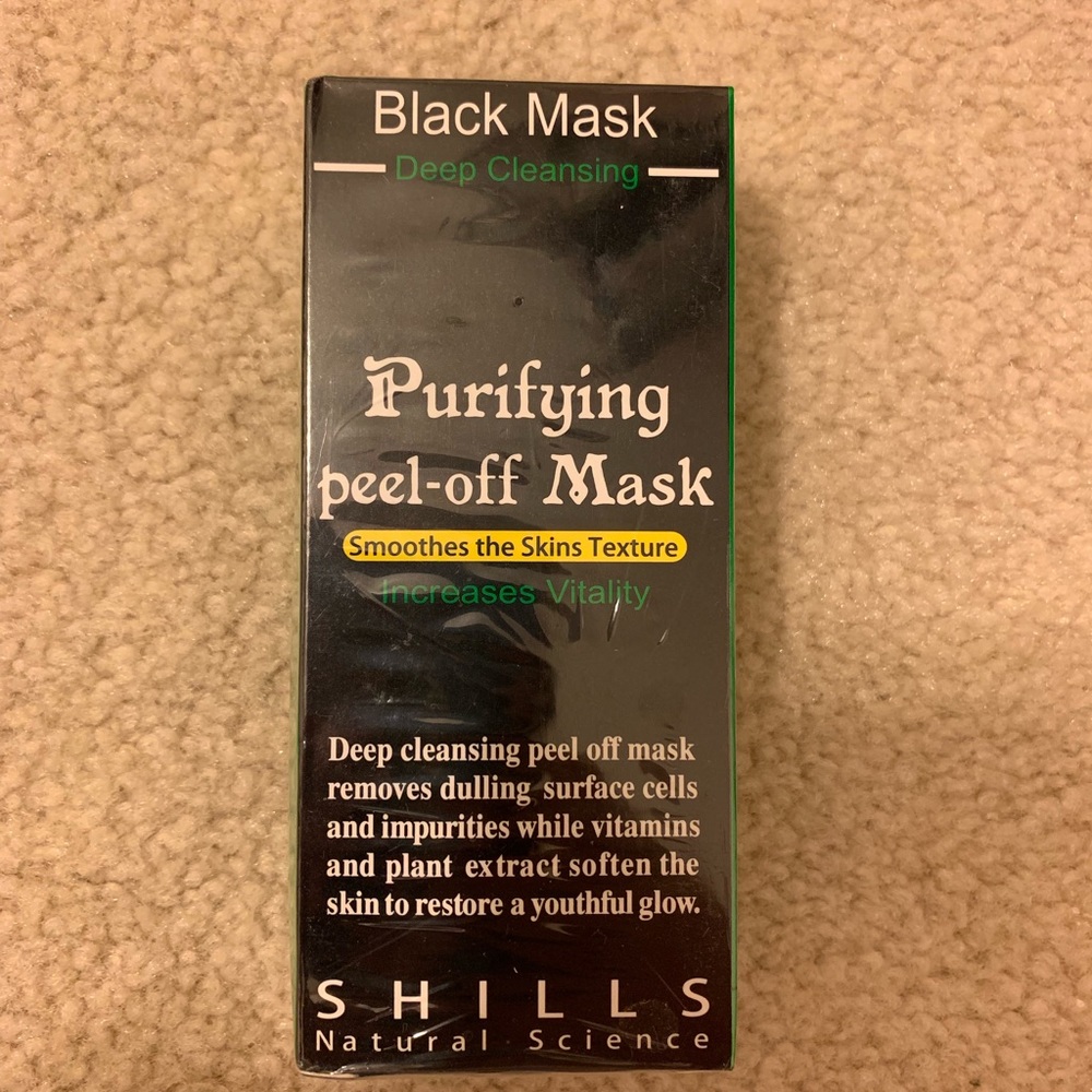 Black peel-off mask for deep cleansing
